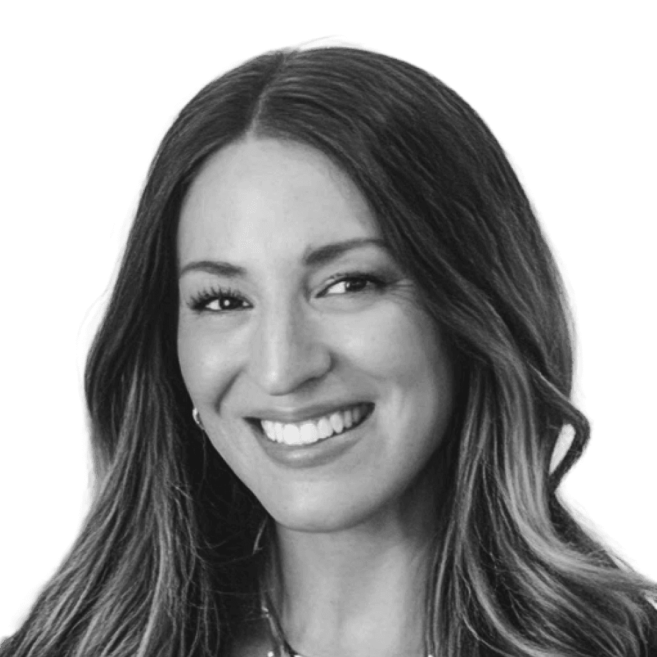 Sarah Hiles portrait